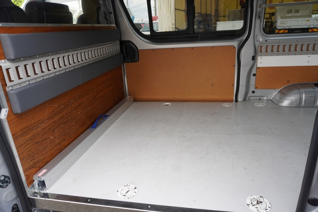 トヨタ ハイエース 小型 ライトバン CBF-TRH200K(96556) 26枚目