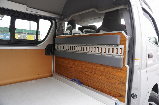 トヨタ ハイエース 小型 ライトバン CBF-TRH200K(96556) 29枚目