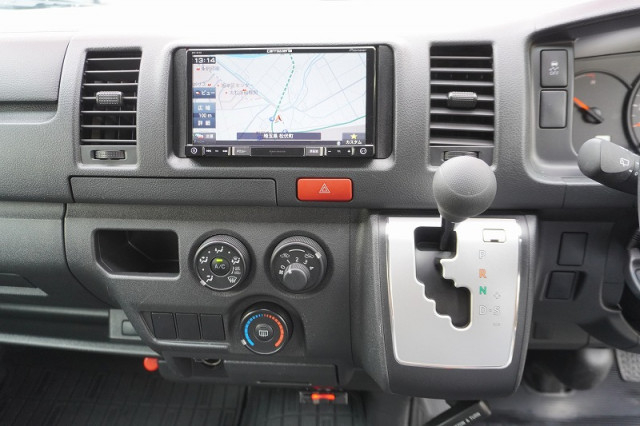 トヨタ ハイエース 小型 ライトバン CBF-TRH200K(96556) 32枚目