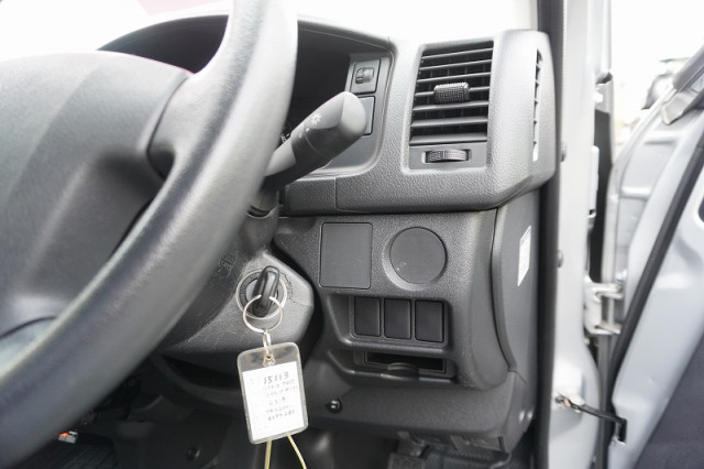 トヨタ ハイエース 小型 ライトバン CBF-TRH200K(96556) 35枚目