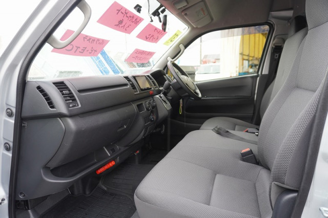 トヨタ ハイエース 小型 ライトバン CBF-TRH200K(96556) 39枚目