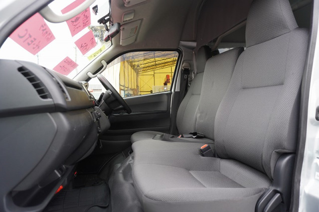 トヨタ ハイエース 小型 ライトバン CBF-TRH200K(96556) 40枚目