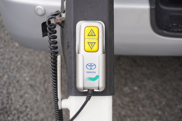 トヨタ ハイエース 小型 ライトバン CBF-TRH200V(96558) 20枚目