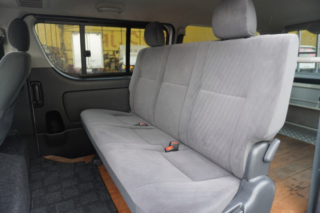 トヨタ ハイエース 小型 ライトバン CBF-TRH200V(96558) 26枚目