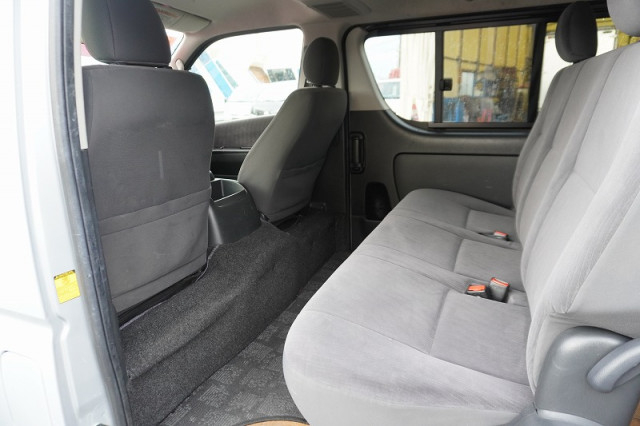 トヨタ ハイエース 小型 ライトバン CBF-TRH200V(96558) 27枚目