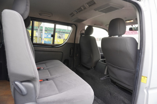 トヨタ ハイエース 小型 ライトバン CBF-TRH200V(96558) 30枚目