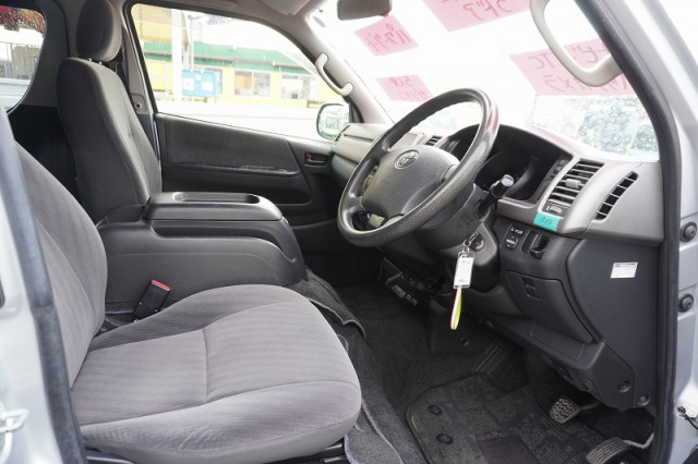 トヨタ ハイエース 小型 ライトバン CBF-TRH200V(96558) 42枚目