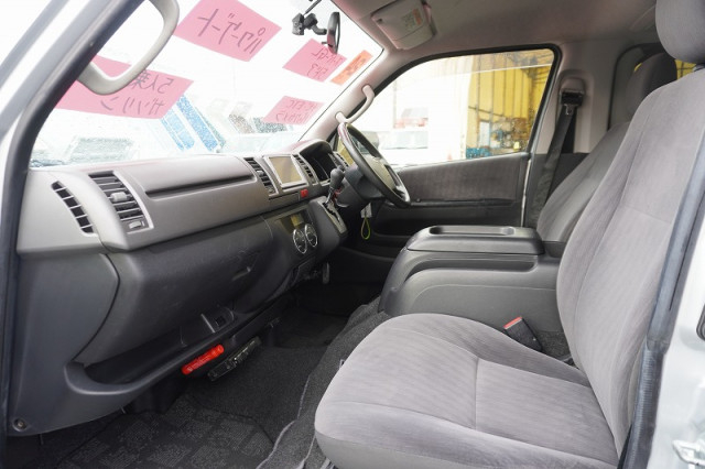 トヨタ ハイエース 小型 ライトバン CBF-TRH200V(96558) 43枚目