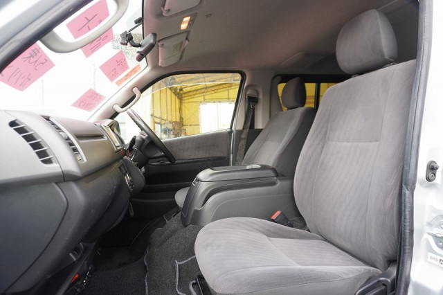 トヨタ ハイエース 小型 ライトバン CBF-TRH200V(96558) 44枚目