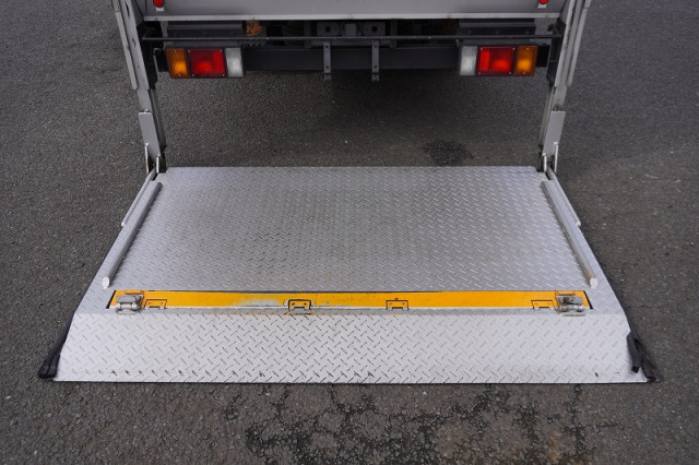 いすゞ エルフ 小型 アルミバン TRG-NLR85AN(96559) 24枚目