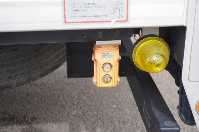 いすゞ エルフ 小型 アルミバン TRG-NLR85AN(96560) 26枚目