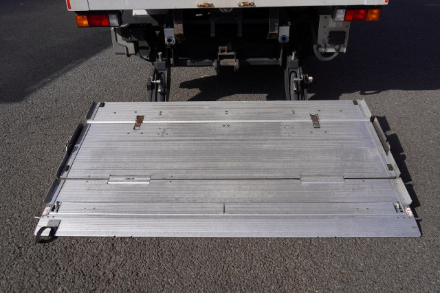 日産自動車 アトラス 小型 アルミバン TRG-FEB5W(96564) 24枚目