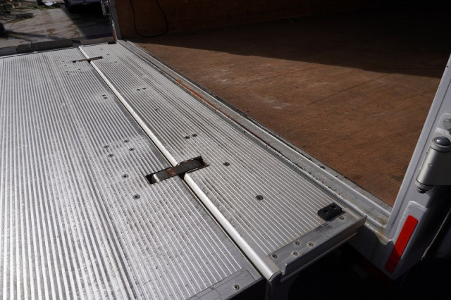 日産自動車 アトラス 小型 アルミバン TRG-FEB5W(96564) 26枚目