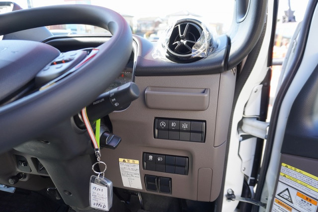 三菱ふそう キャンター 小型 クレーン付き 2PG-FEB80(96568) 39枚目