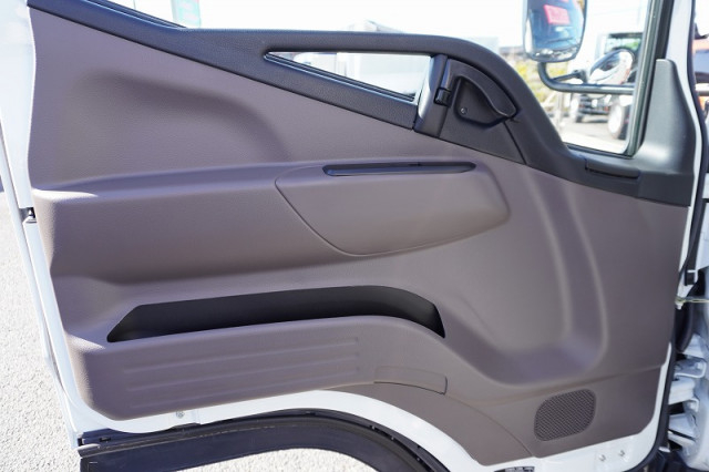 三菱ふそう キャンター 小型 クレーン付き 2PG-FEB80(96568) 45枚目