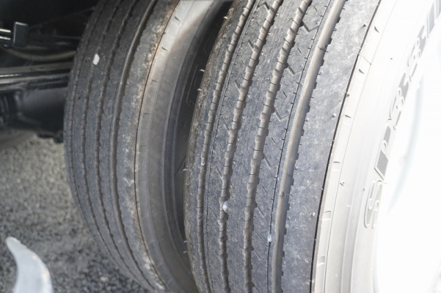 三菱ふそう キャンター 小型 クレーン付き 2RG-FEB80(96570) 10枚目