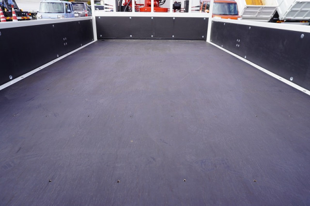 三菱ふそう キャンター 小型 クレーン付き 2RG-FEB80(96570) 16枚目