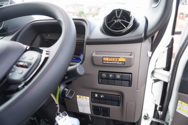 三菱ふそう キャンター 小型 クレーン付き 2RG-FEB80(96570) 34枚目