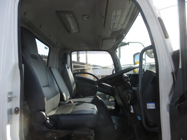 いすゞ フォワード 中型 コンテナ専用車 2RG-FRR90S4(96575) 15枚目