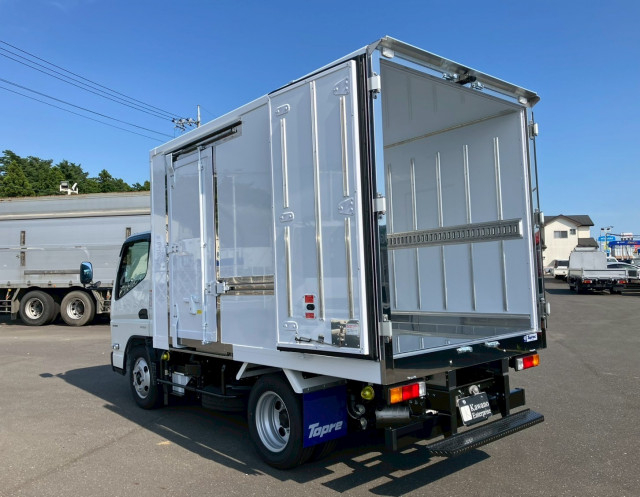 三菱ふそう キャンター 小型 冷凍冷蔵バン 2RG-FBAV0(96577) 13枚目