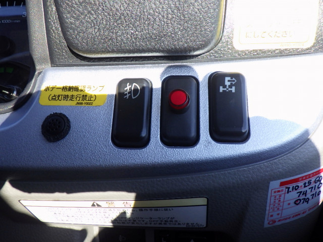 三菱ふそう キャンター 小型 車載専用車 2PG-FEB80(96581) 32枚目