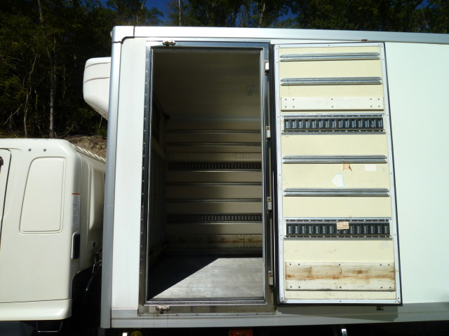 日野 レンジャー 増トン 冷凍冷蔵バン 2PG-FE2ABG(96583) 10枚目