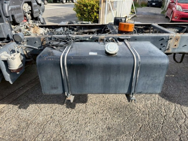 日野 レンジャー 増トン キャブ付きシャーシ QKG-FJ7JHAA(109488) 8枚目