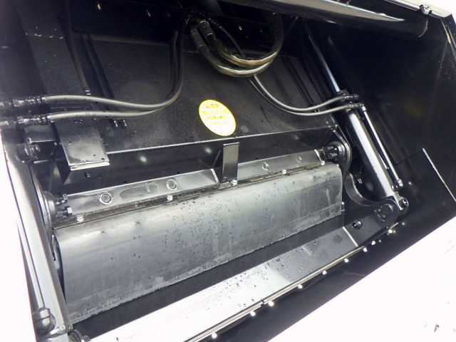 三菱ふそう キャンター 小型 塵芥車（プレス式） 2RG-FEAV0(111858) 9枚目