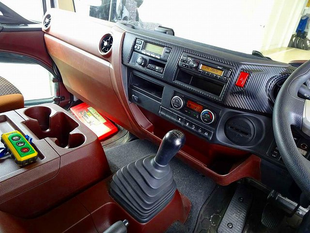 日野 レンジャー 中型 冷蔵冷凍バン 2KG-FD2ABG(85753) 10枚目
