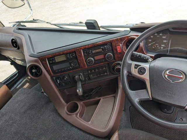 日野 プロフィア 大型 冷蔵冷凍バン 2DG-FR1EHJ(109850) 28枚目