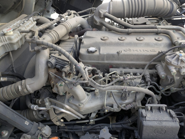 日野 プロフィア 大型 冷蔵冷凍バン 2DG-FW1AHC(110963) 46枚目