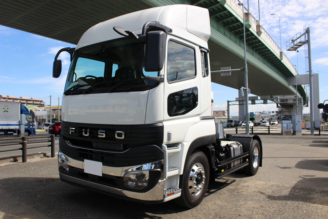 Mitsubishi Fuso super_great Large Tractor 2RG-FP84VER(105000) 3枚目