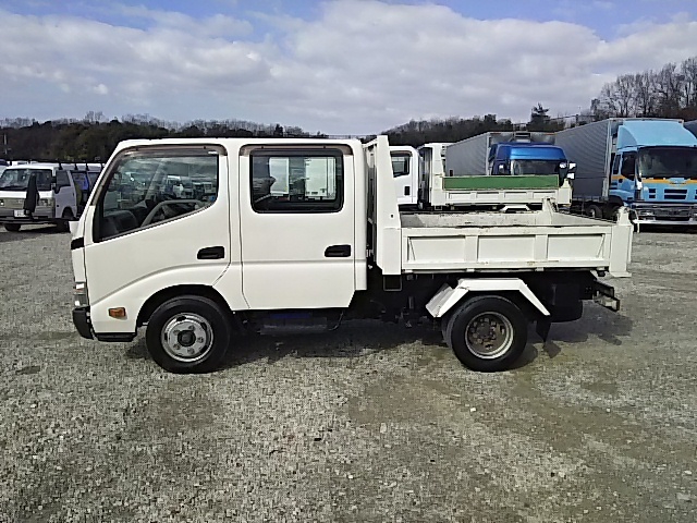 トヨタ ダイナ 小型 Wキャブ BDG-XZU308(7628) 4枚目