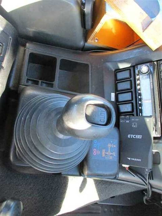 いすゞ ギガ 大型 トラクタ KL-EXZ52J3(37805) 14枚目