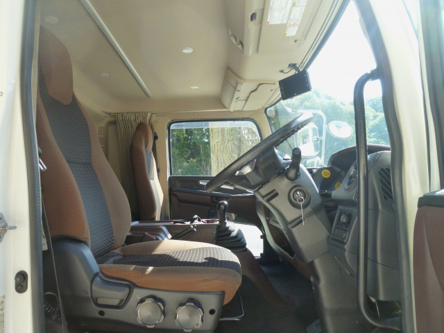 日野 レンジャー 増トン 冷凍冷蔵バン 2PG-FE2ABG(96583) 33枚目