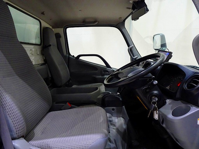 日野 デュトロ 小型 冷凍冷蔵バン TPG-XZC605M(96586) 6枚目