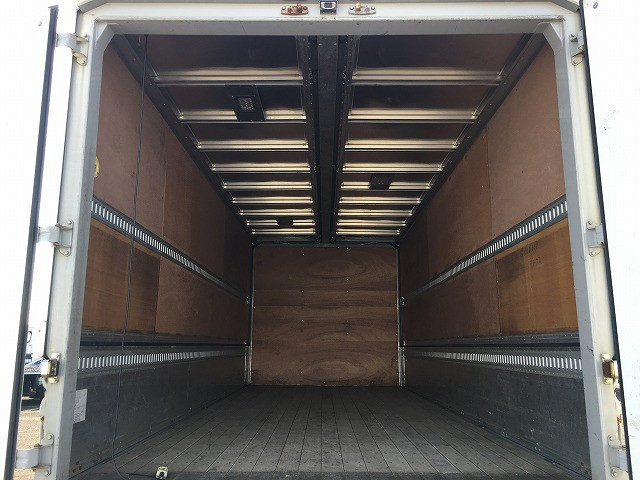 いすゞ フォワード 小型 アルミウィング TKG-FRR90S2(96585) 17枚目