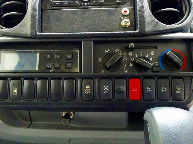 日野 デュトロ 小型 冷凍冷蔵バン TPG-XZC605M(96586) 11枚目