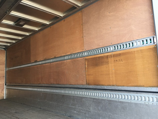 いすゞ フォワード 小型 アルミウィング TKG-FRR90S2(96585) 19枚目