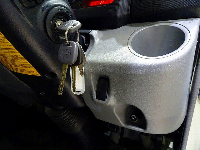 日野 デュトロ 小型 冷凍冷蔵バン TPG-XZC605M(96586) 17枚目