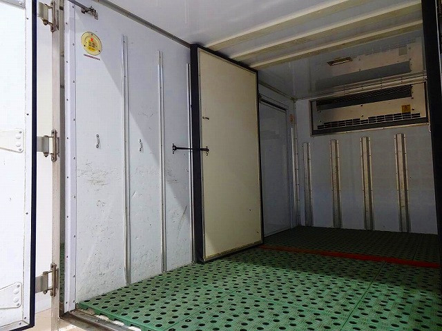 日野 デュトロ 小型 冷凍冷蔵バン TPG-XZC605M(96586) 24枚目