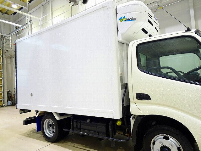 日野 デュトロ 小型 冷凍冷蔵バン TPG-XZC605M(96586) 27枚目