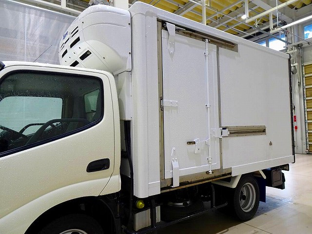 日野 デュトロ 小型 冷凍冷蔵バン TPG-XZC605M(96586) 28枚目