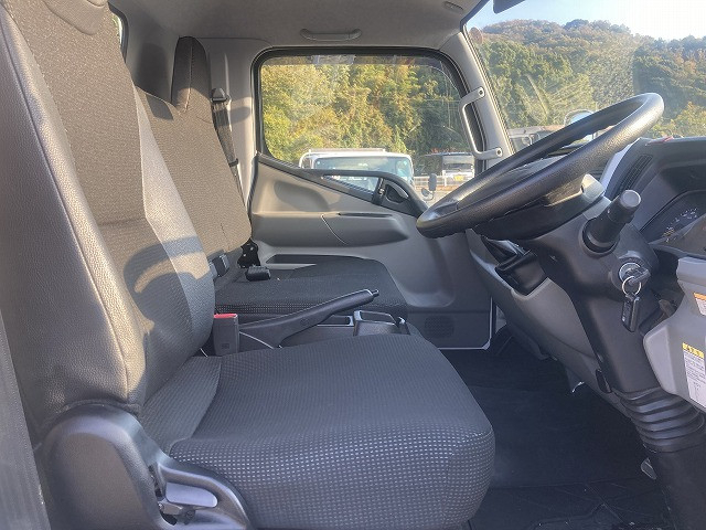 三菱ふそう キャンター 小型 平ボディ TPG-FEB50(96590) 27枚目