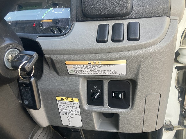 三菱ふそう キャンター 小型 平ボディ TPG-FEB50(96590) 34枚目