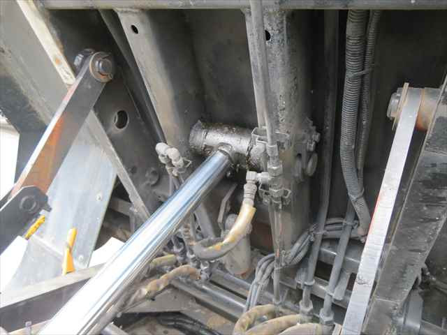 いすゞ エルフ 小型 塵芥車（プレス式） TPG-NMR85AN(96591) 26枚目