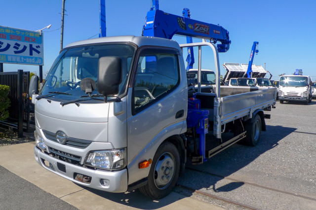 日野 デュトロ 小型 クレーン付き TKG-XZU655M(96594) 2枚目
