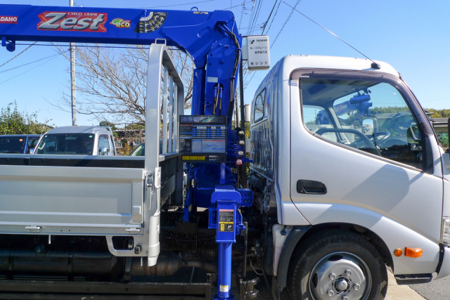 日野 デュトロ 小型 クレーン付き TKG-XZU655M(96594) 11枚目