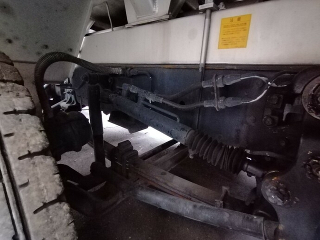 いすゞ ギガ 大型 タンクローリー KL-CYG23P4(5561) 39枚目