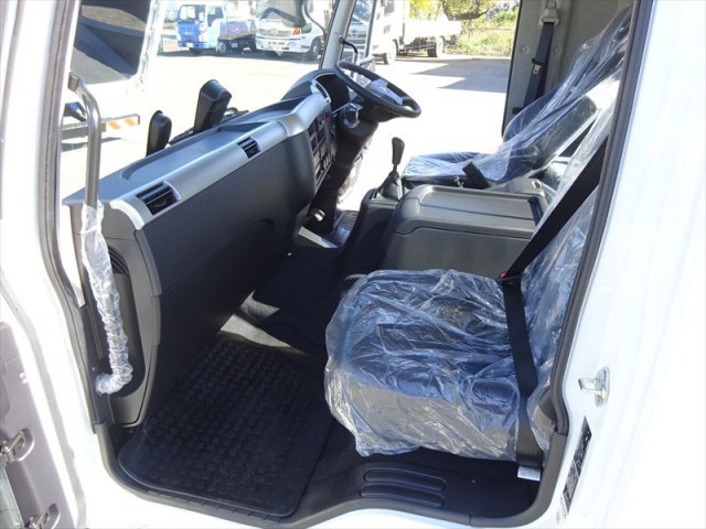 三菱ふそう ファイター 中型 平ボディ 2KG-FK6F(96613) 20枚目
